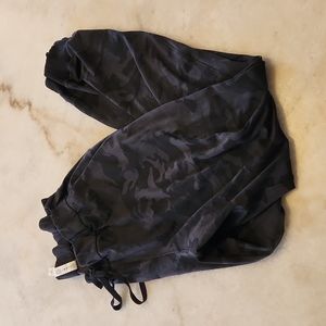 CAMO LULU JOGGERS